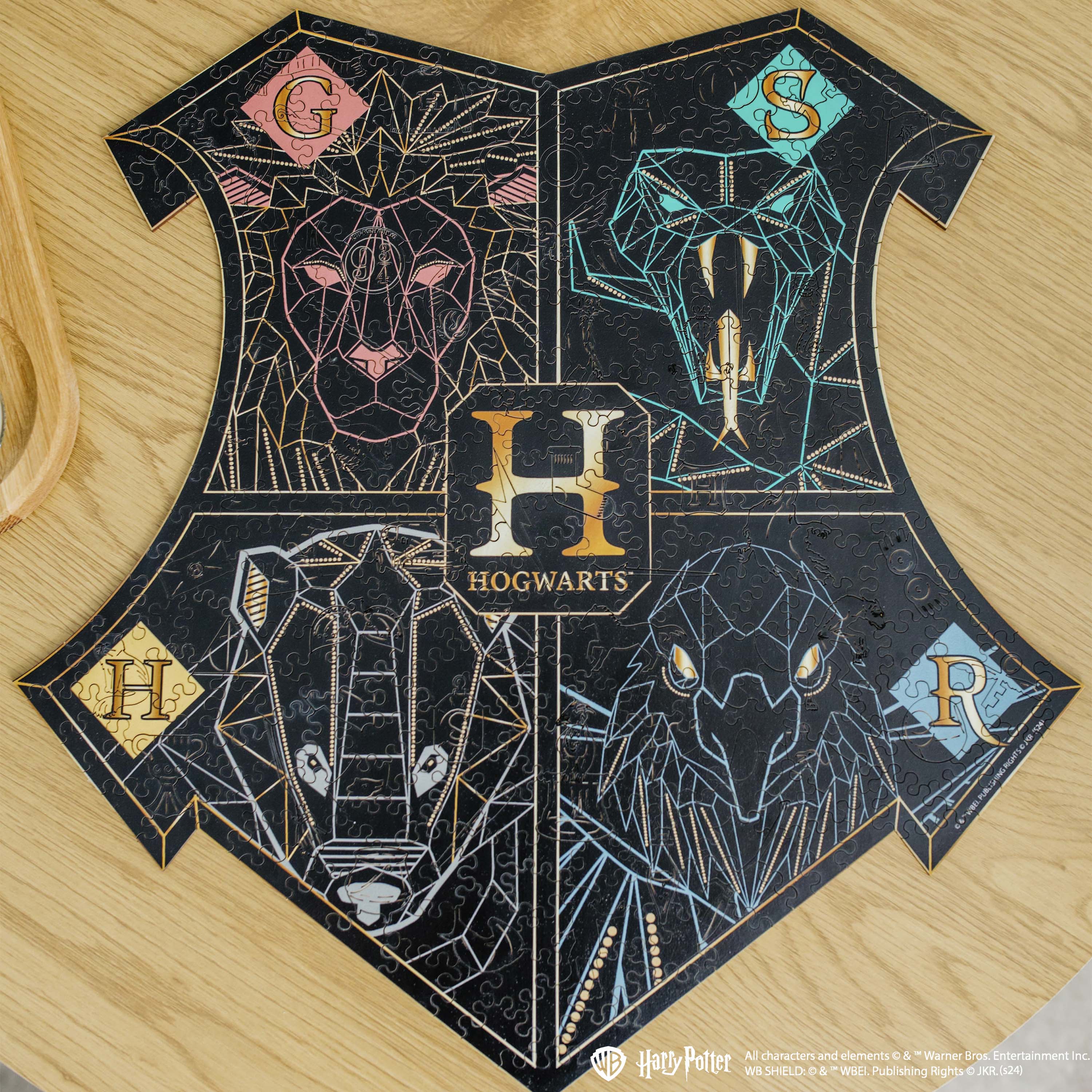 Wooden jigsaw classic puzzle Harry Potter Hogwarts™ (Black)