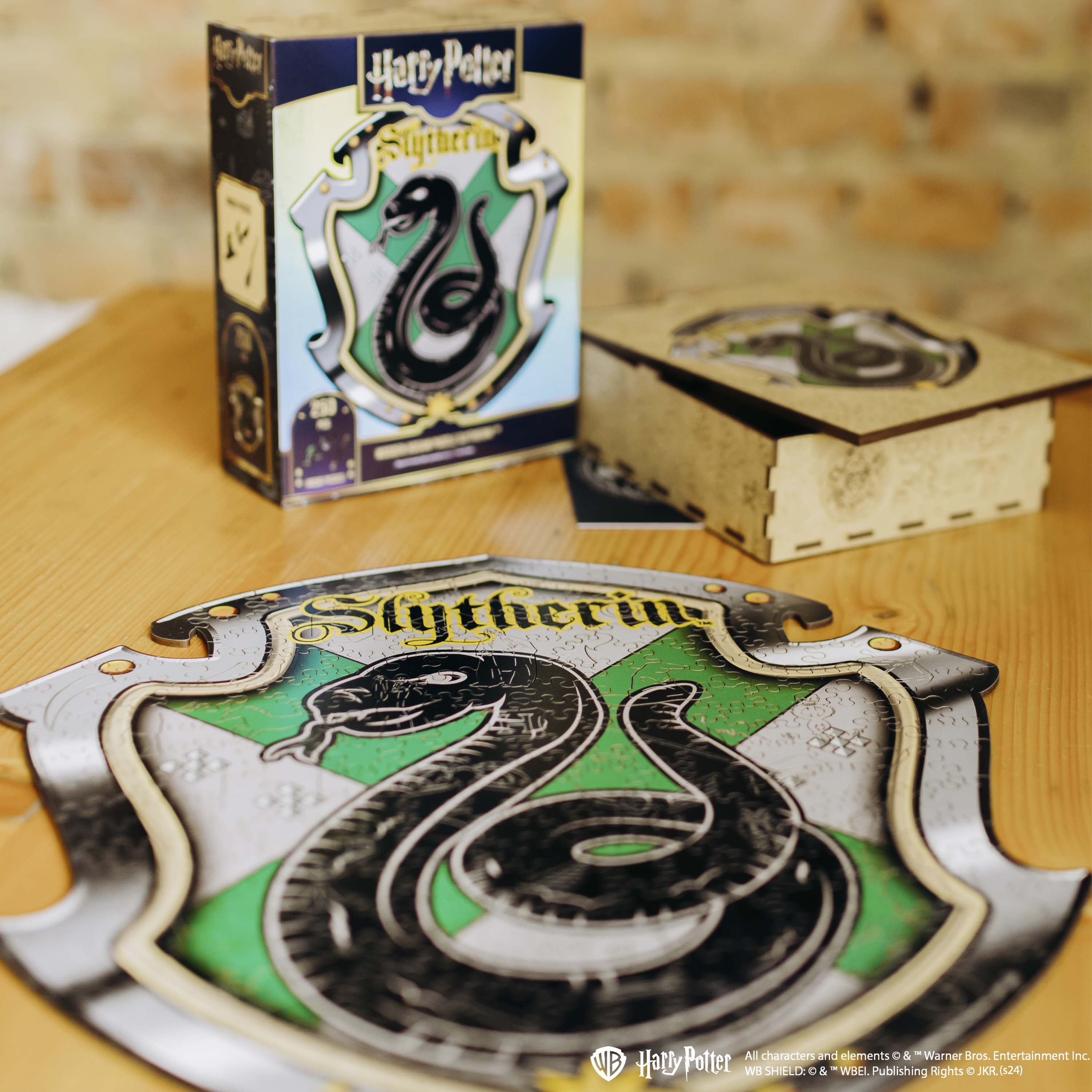 Wooden jigsaw puzzle Harry Potter Slytherin™