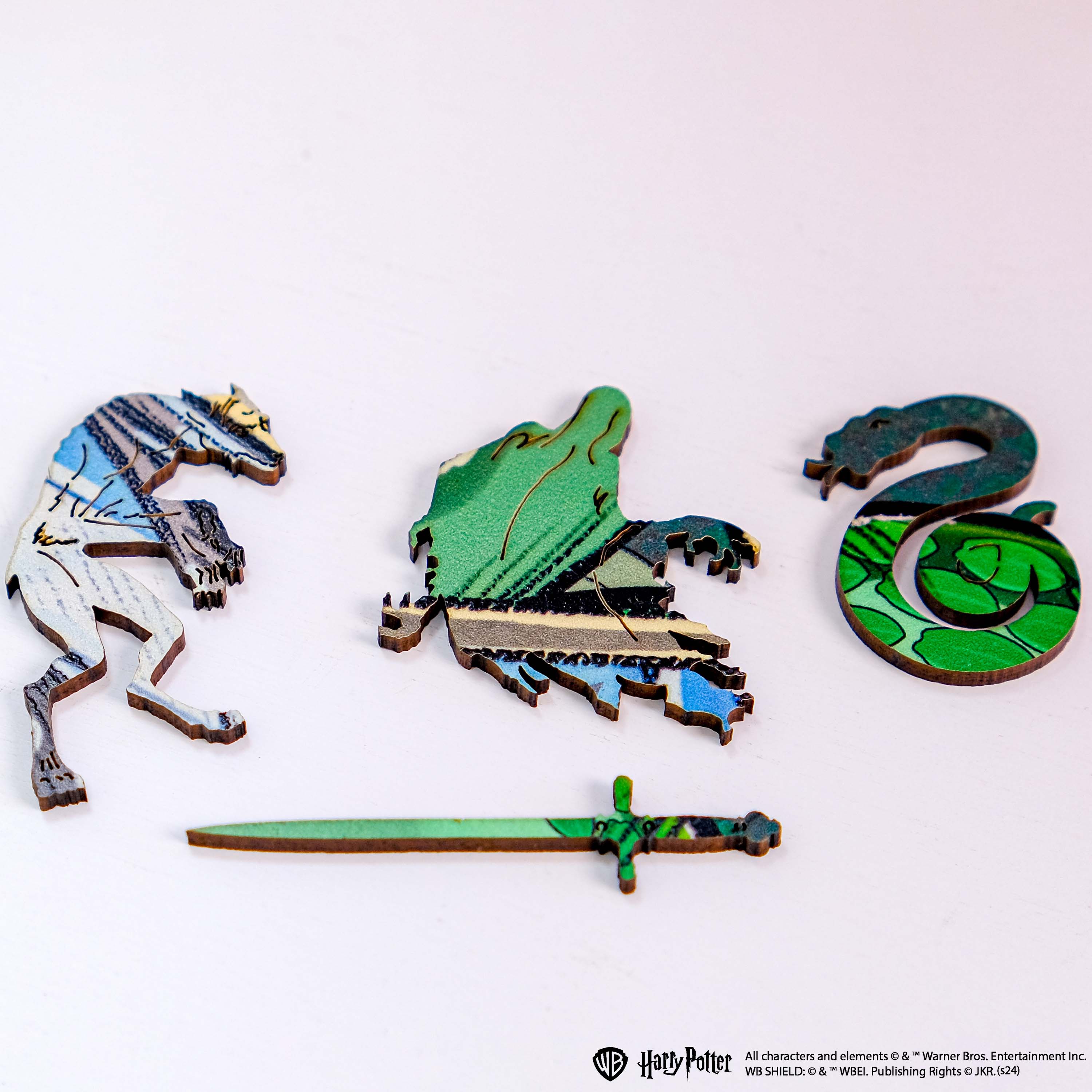 Wooden jigsaw puzzle Harry Potter Hogwarts™ Crest