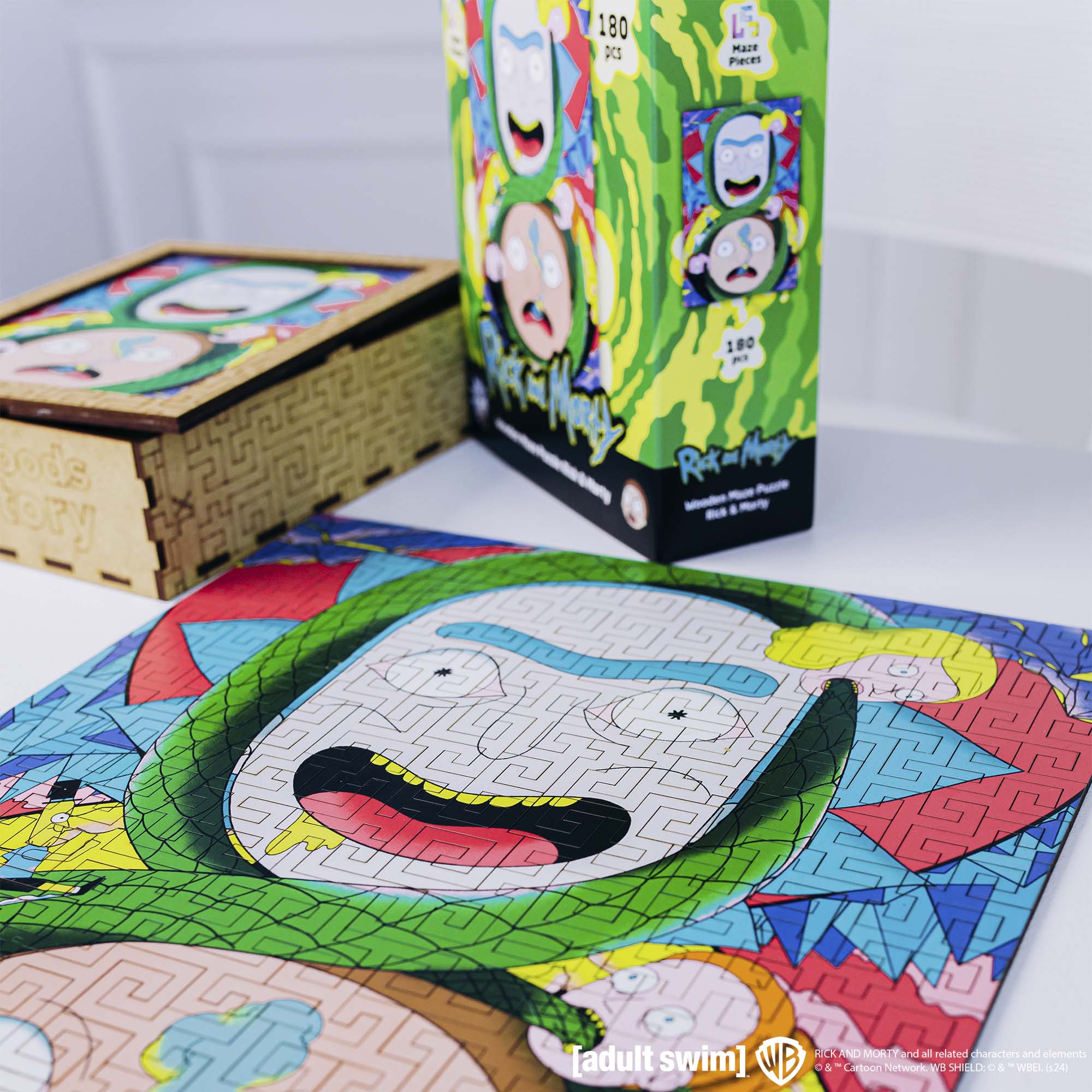 Wooden jigsaw maze puzzle Rick&Morty™ Adventures