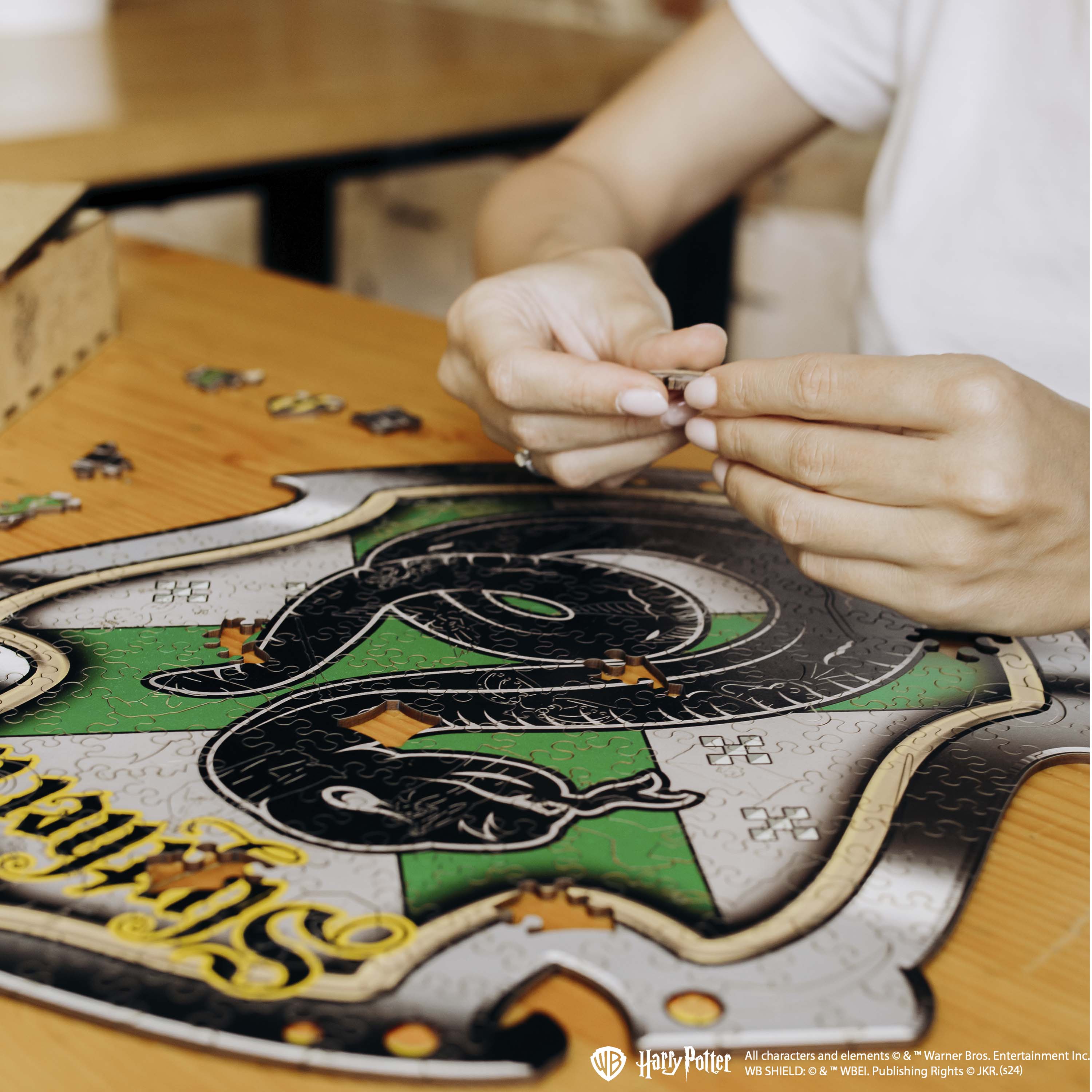 Wooden jigsaw puzzle Harry Potter Slytherin™