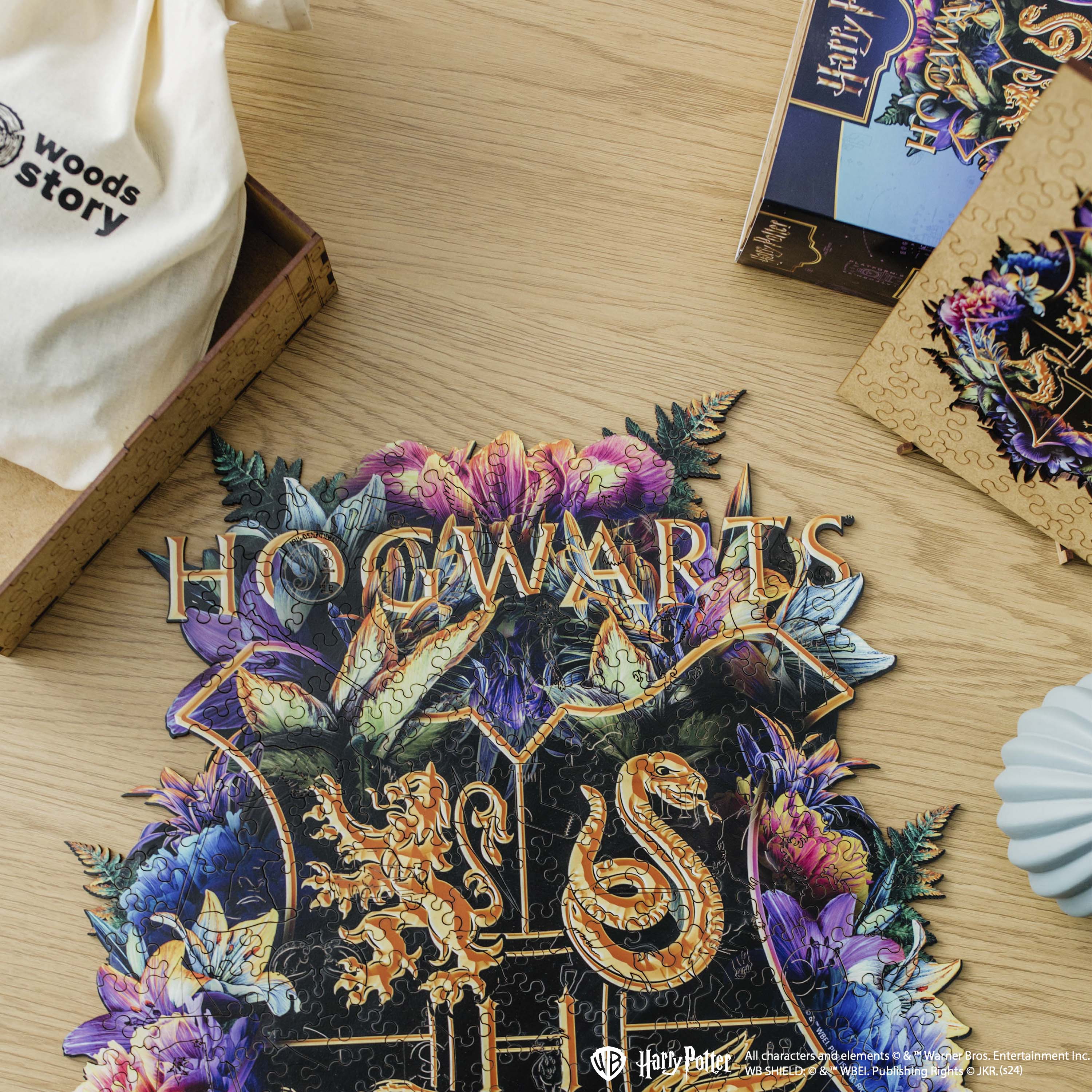 Wooden jigsaw classic puzzle Harry Potter Hogwarts™ (Neonly)