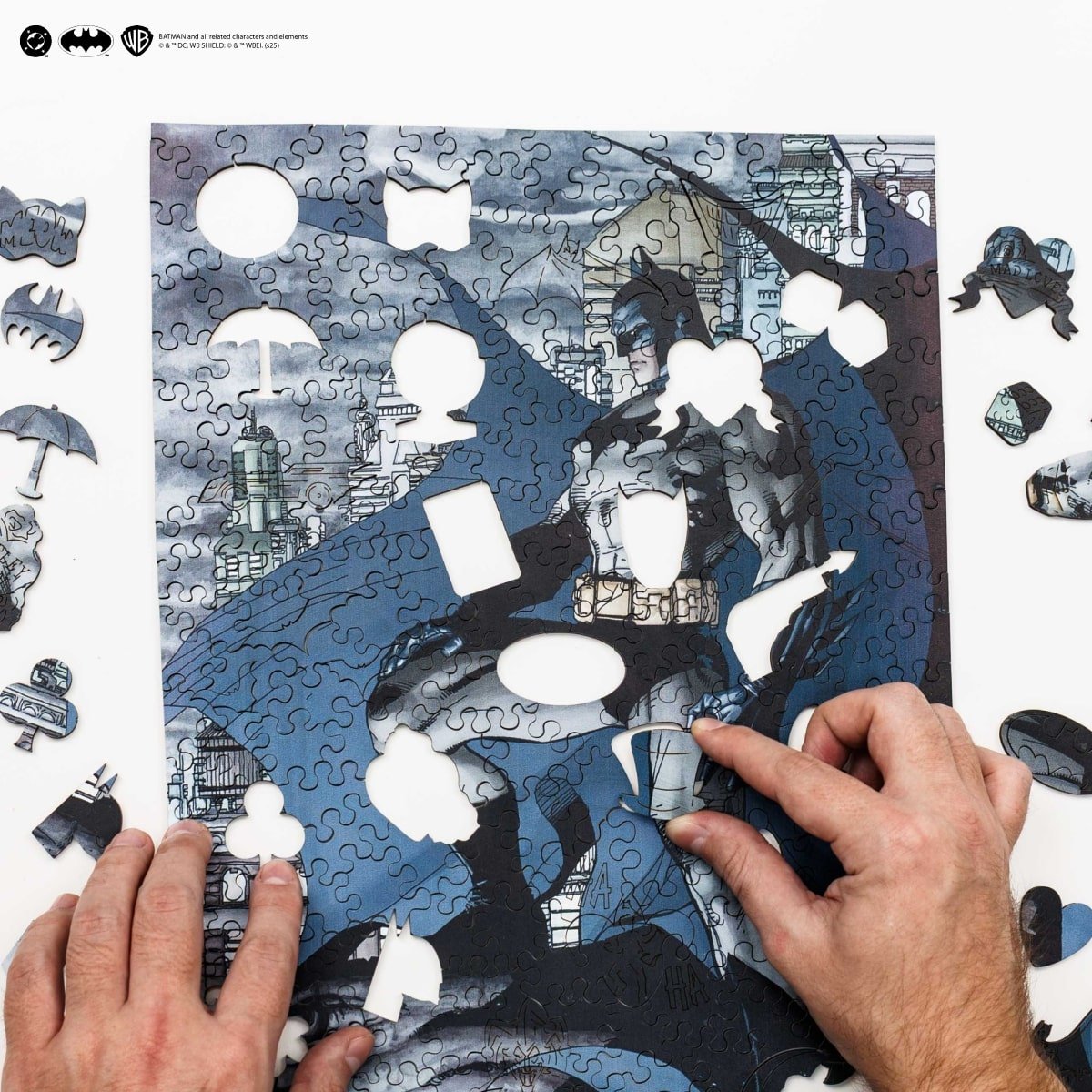 Figured Wooden Puzzle Batman™ - Guardian of Gotham - Woods Story