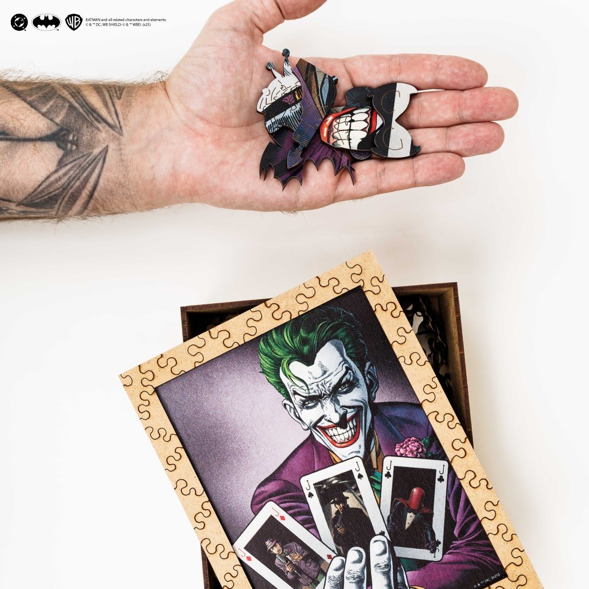 Figured Wooden Puzzle Batman™ - Joker: Cards of Fate - Woods Story