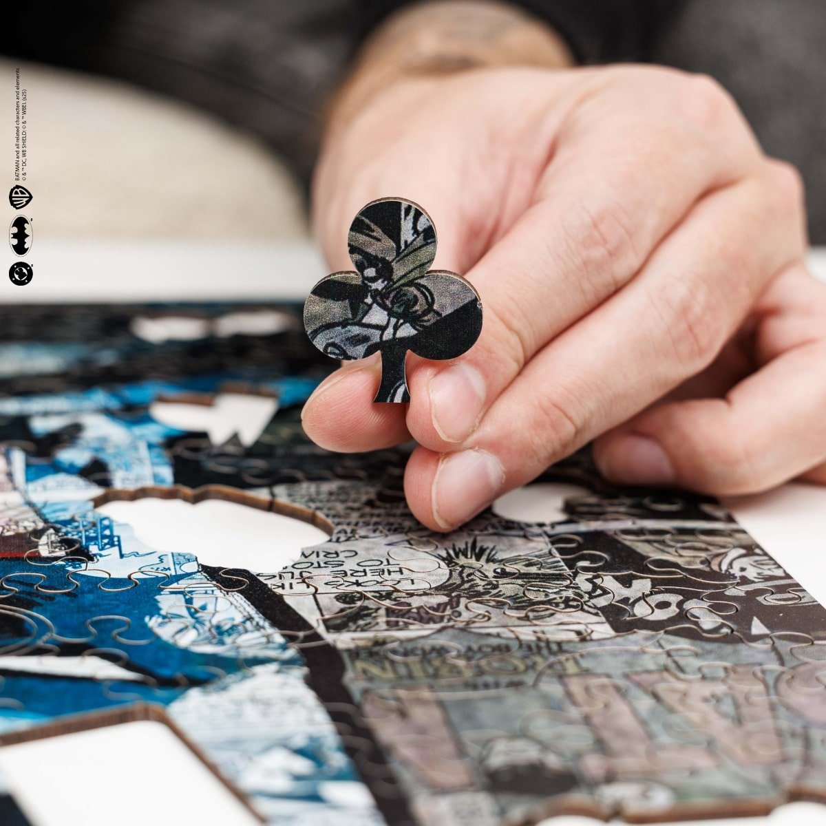 Figured Wooden Puzzle Batman™ - Shadow of Gotham - Woods Story