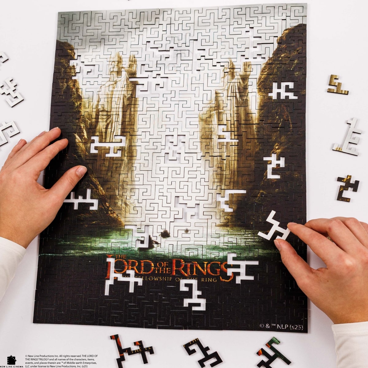 The Lord of the Rings™ Wooden Puzzle - The Legend Comes to Life