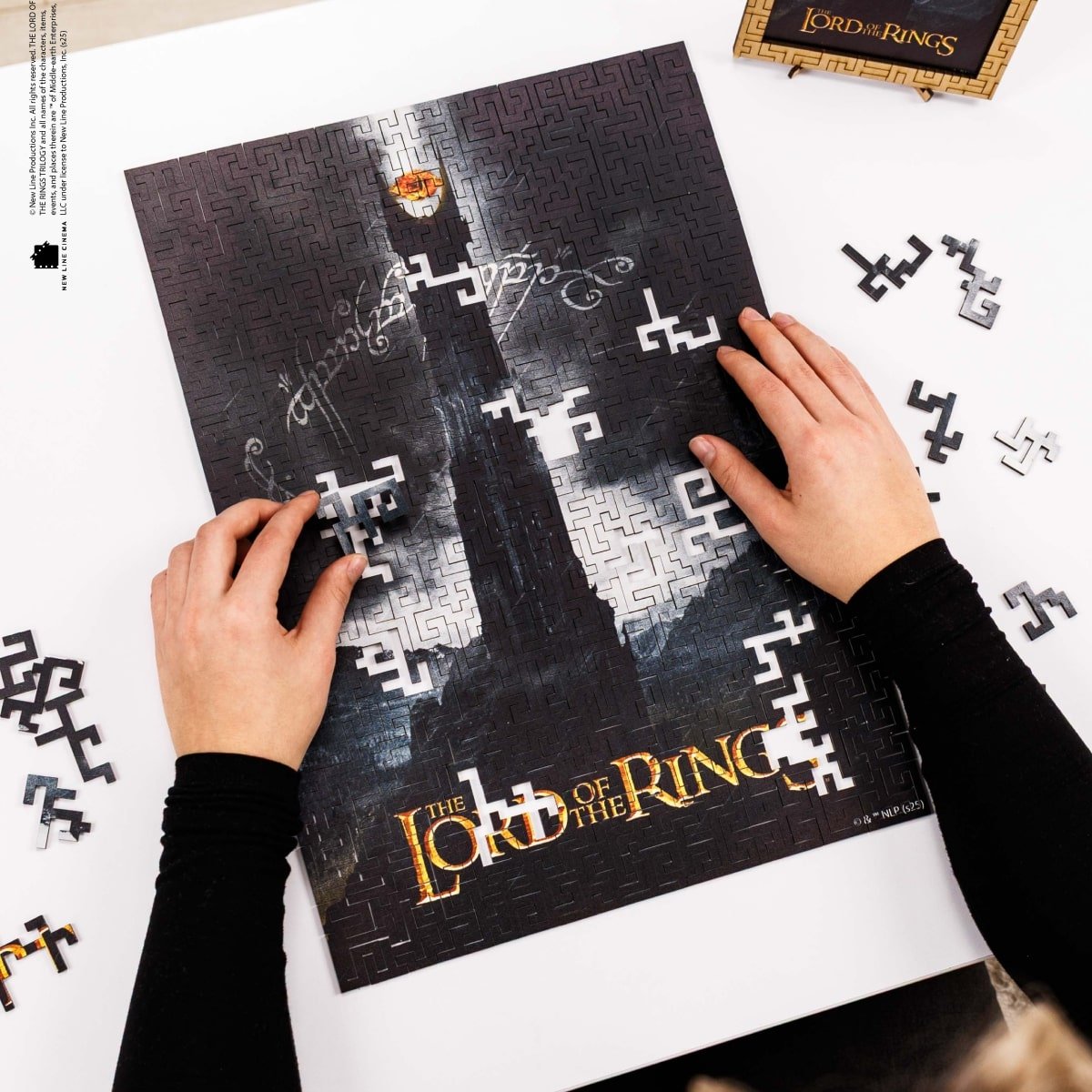 The Lord of the Rings™ Wooden Puzzle - The Dark Tower of Barad - Dûr - Woods Story