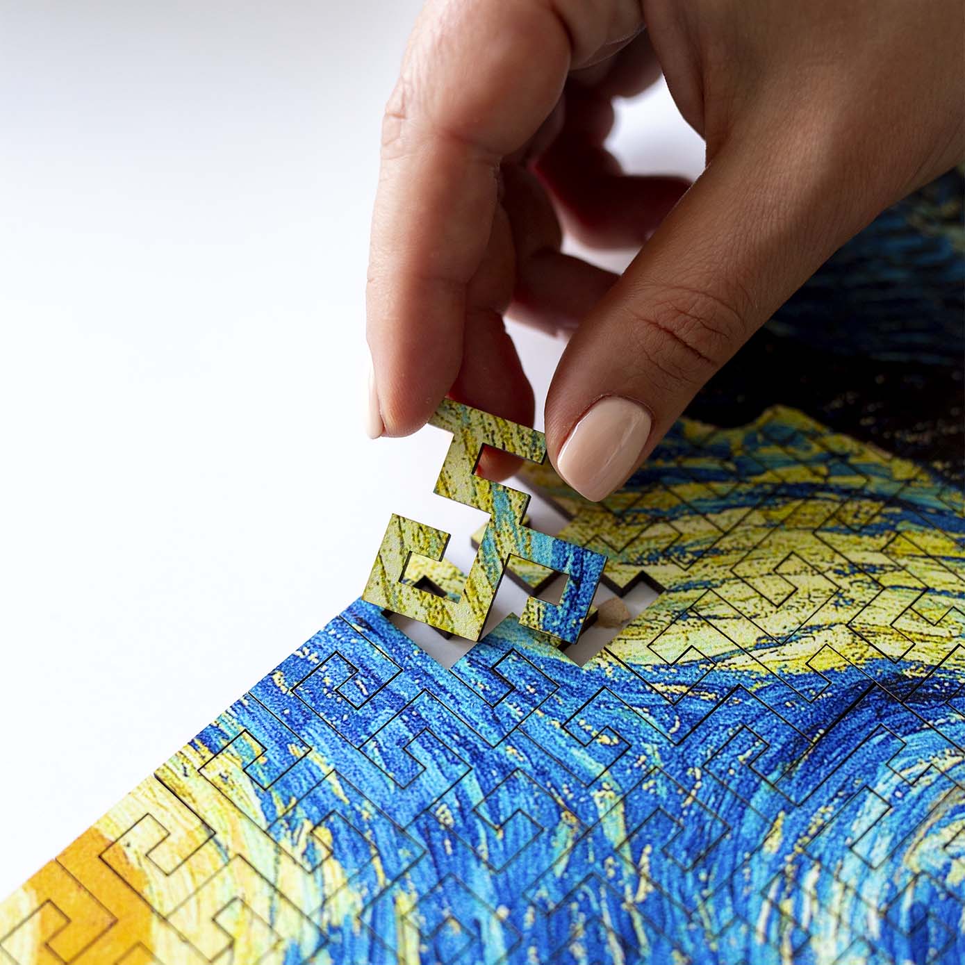 Wooden jigsaw maze puzzle The Starry Night (Vincent van Gogh) - Woods Story