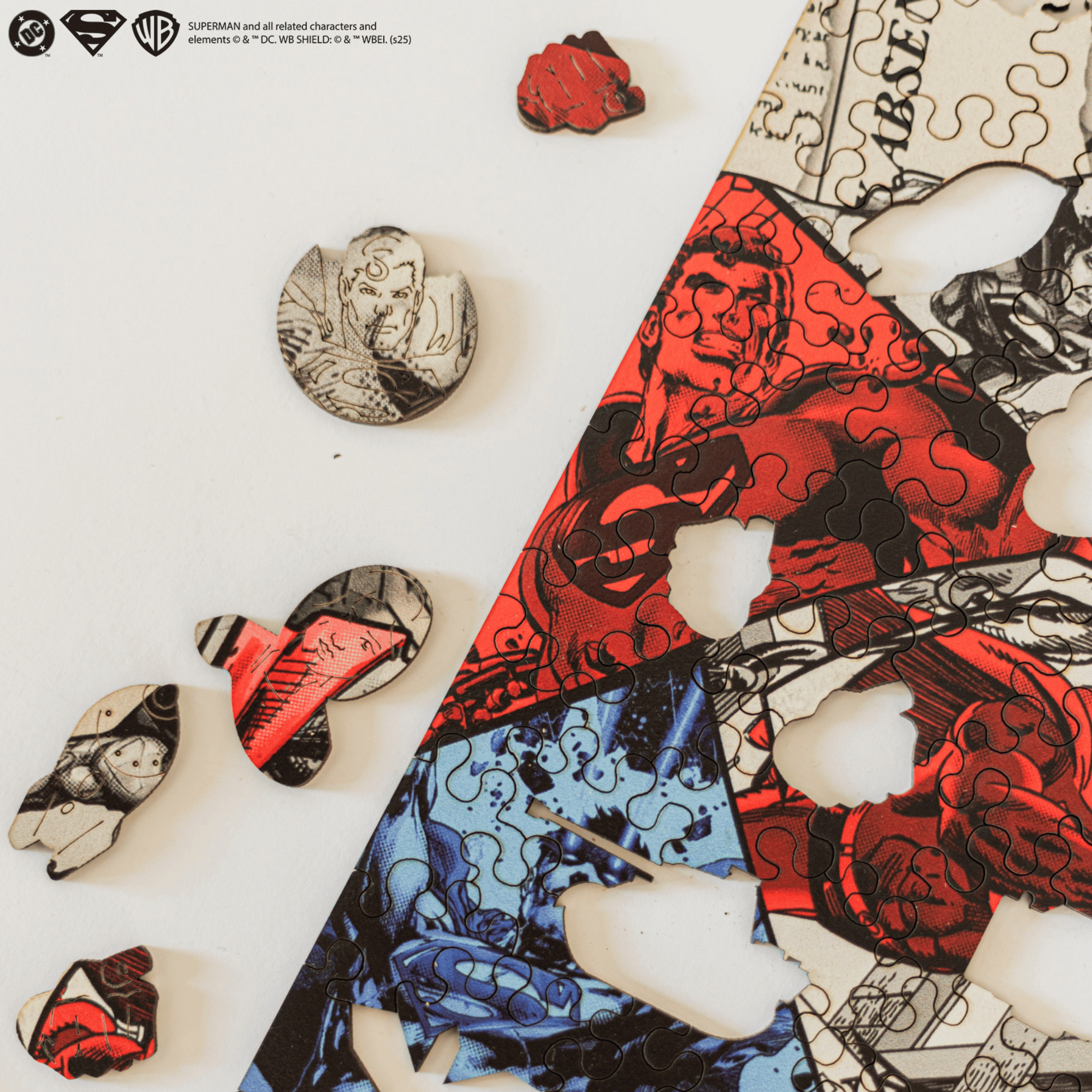 Wooden jigsaw puzzle DC Superman™ – Heroic Legacy - Woods Story