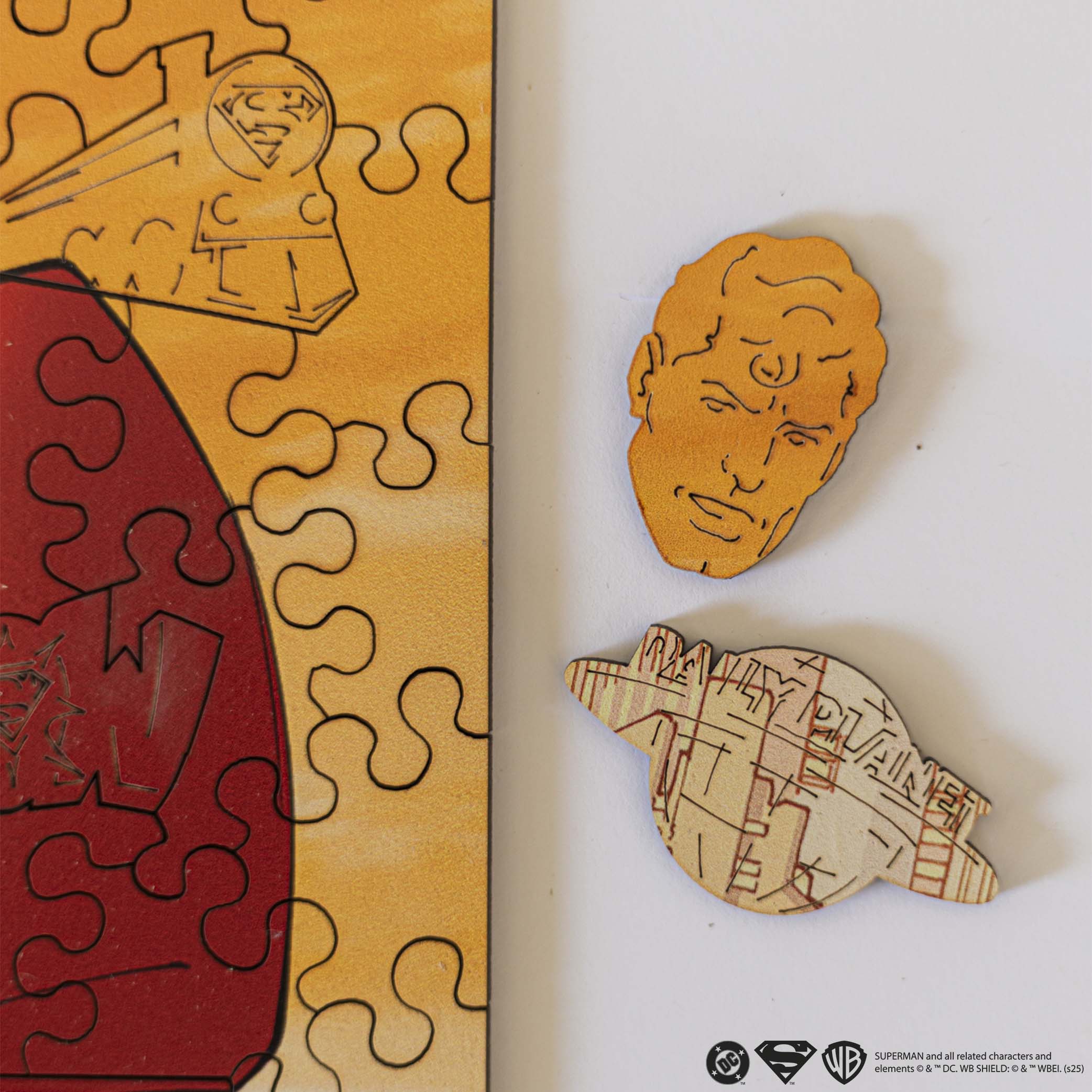 Wooden jigsaw puzzle DC Superman™ – Protector of Metropolis - Woods Story