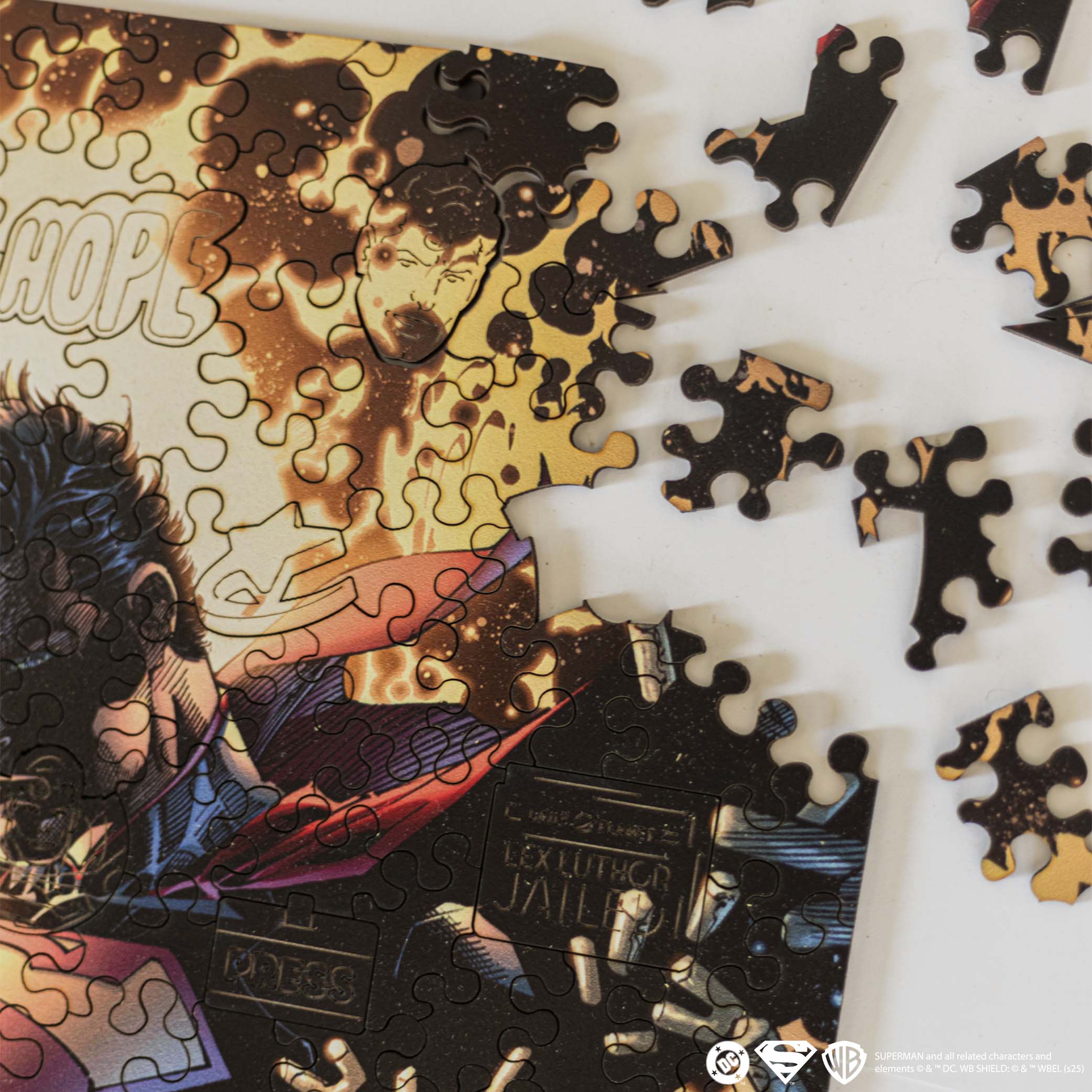 Wooden jigsaw puzzle DC Superman™ – Unbreakable Force - Woods Story