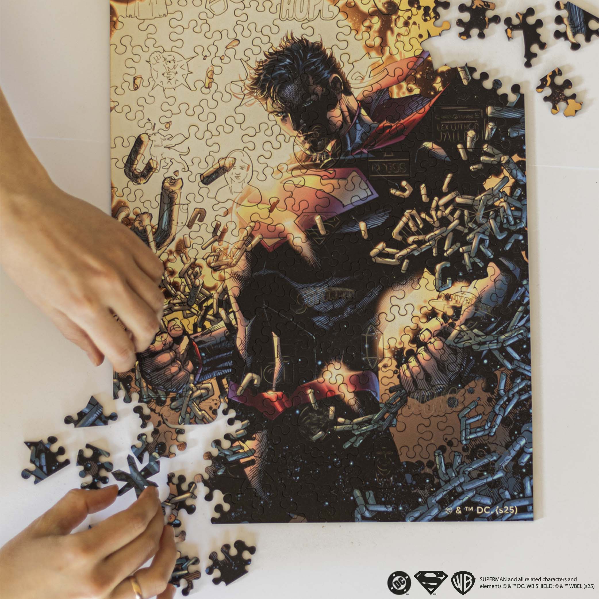 Wooden jigsaw puzzle DC Superman™ – Unbreakable Force - Woods Story