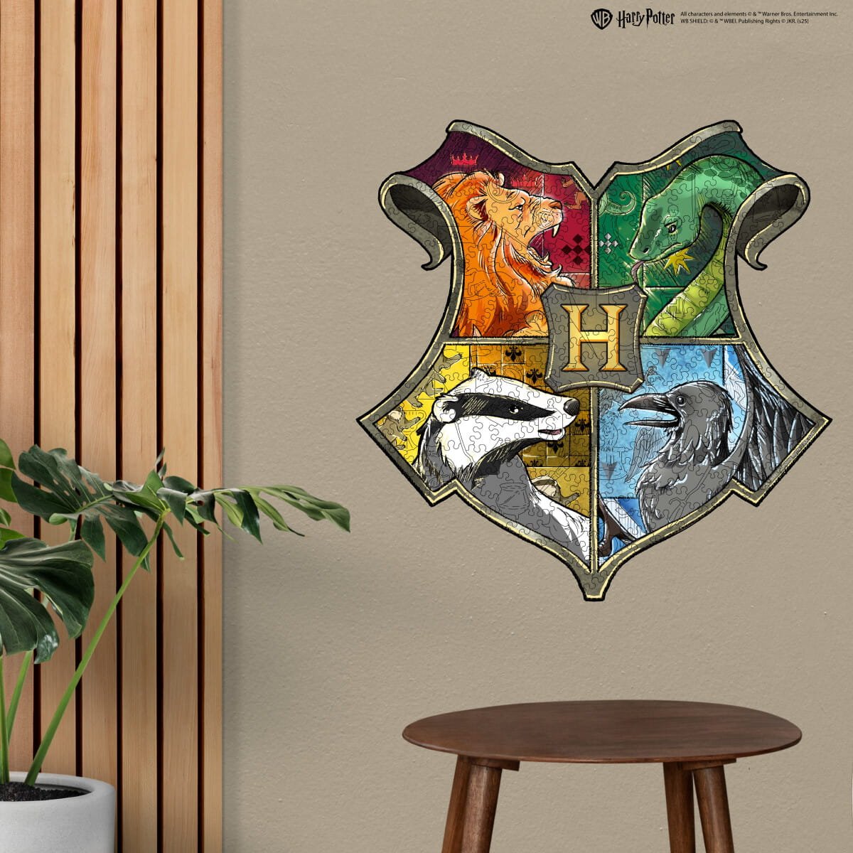 Wooden jigsaw puzzle Harry Potter Hogwarts™ Crest - Woods Story