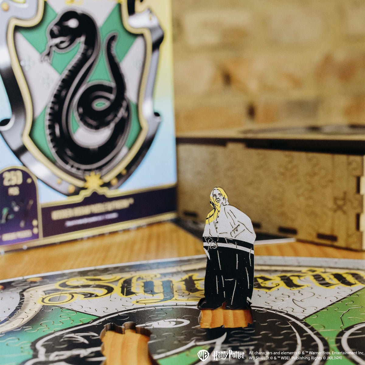 Wooden jigsaw puzzle Harry Potter Slytherin™ - Woods Story