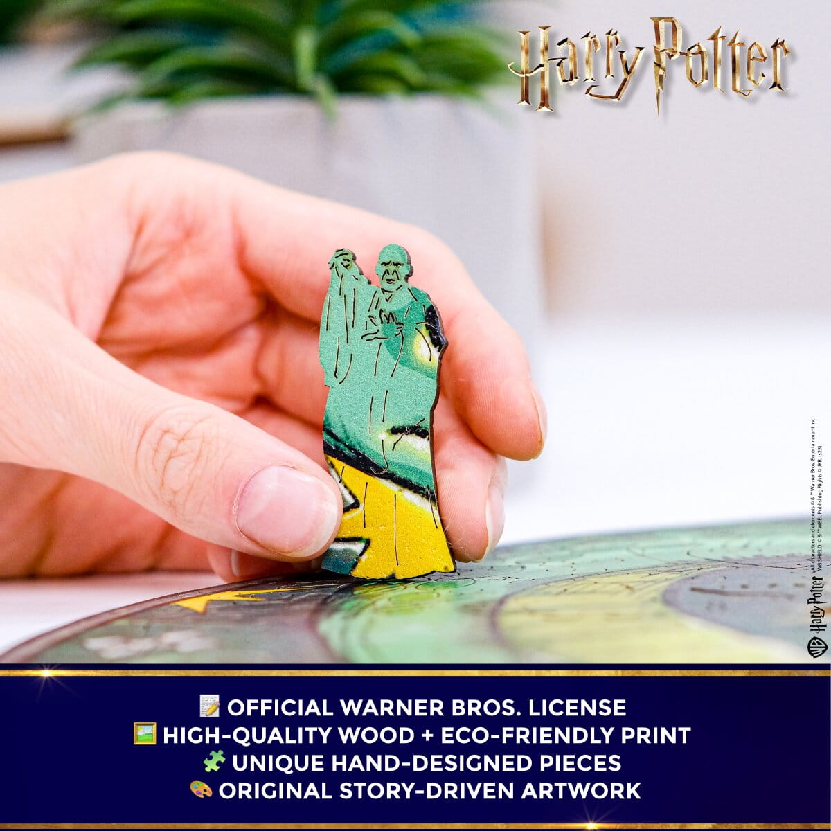 Wooden jigsaw puzzle Harry Potter Slytherin™ Crest - Woods Story