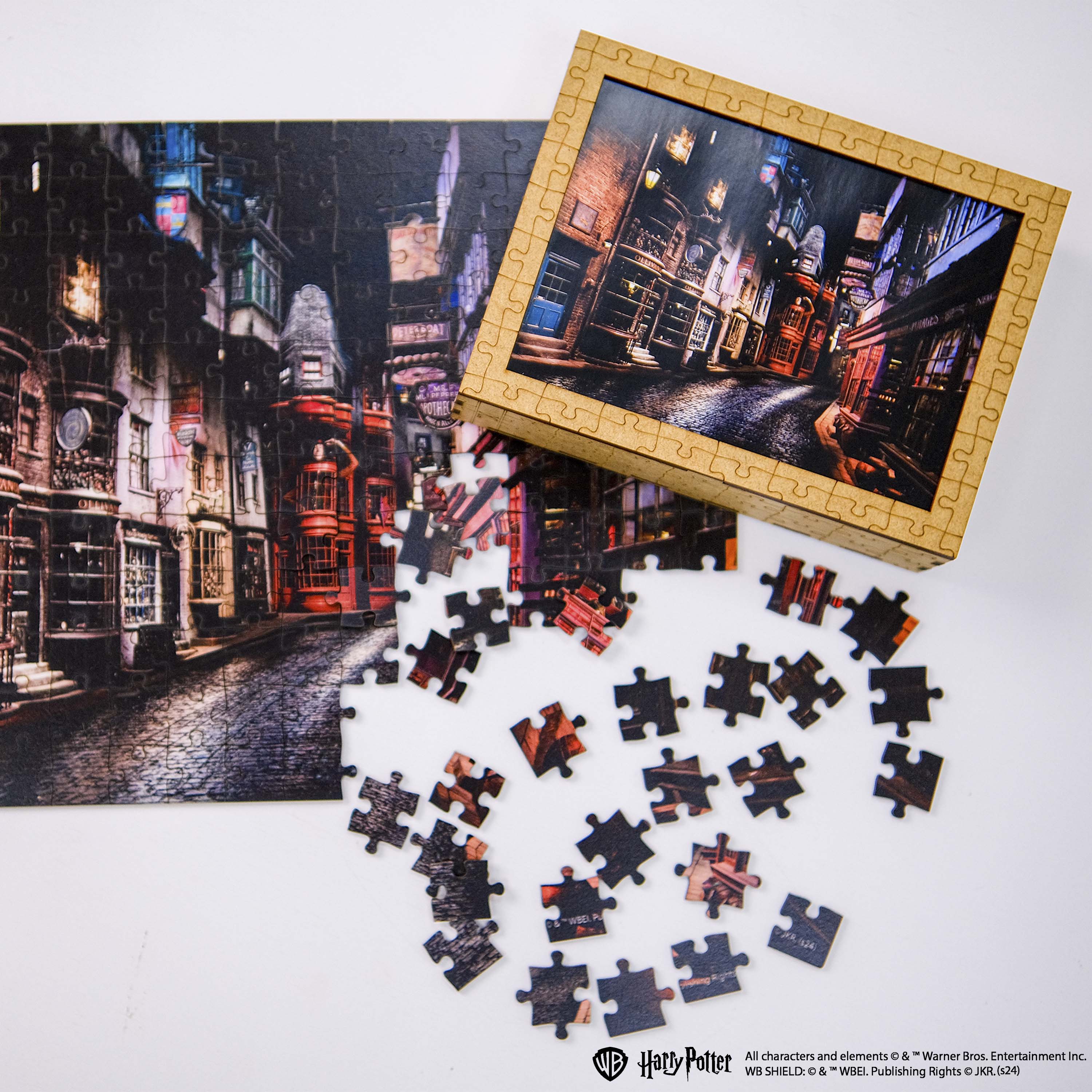 Wooden jigsaw classic puzzle Harry Potter Diagon Alley™