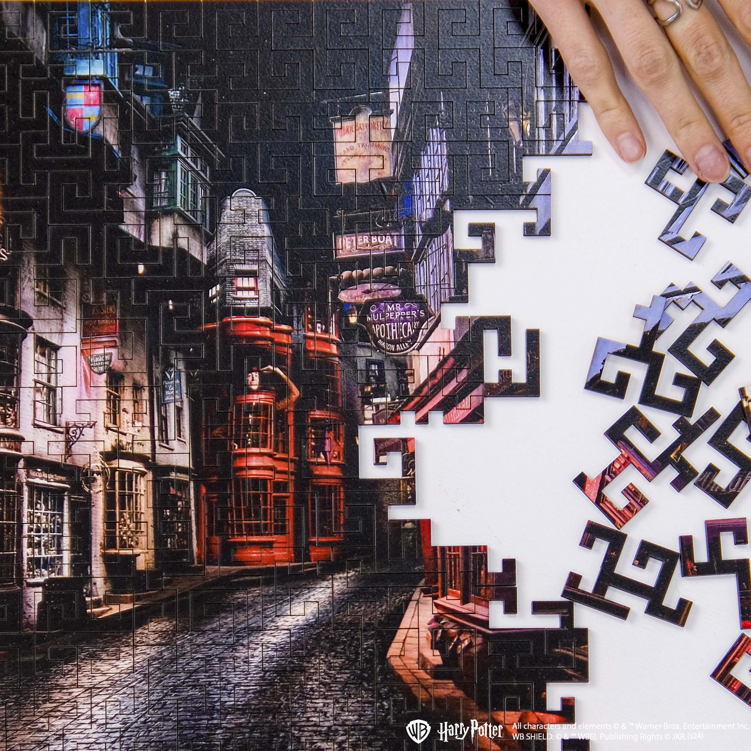 Wooden jigsaw maze puzzle Harry Potter Diagon Alley™