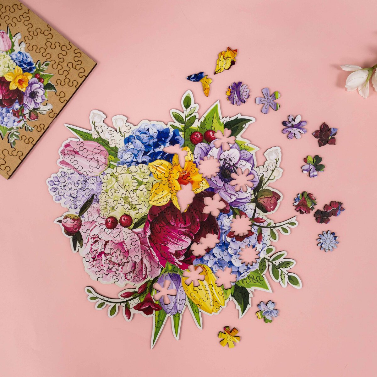 Wooden Flower-Shaped Puzzle - Peonies