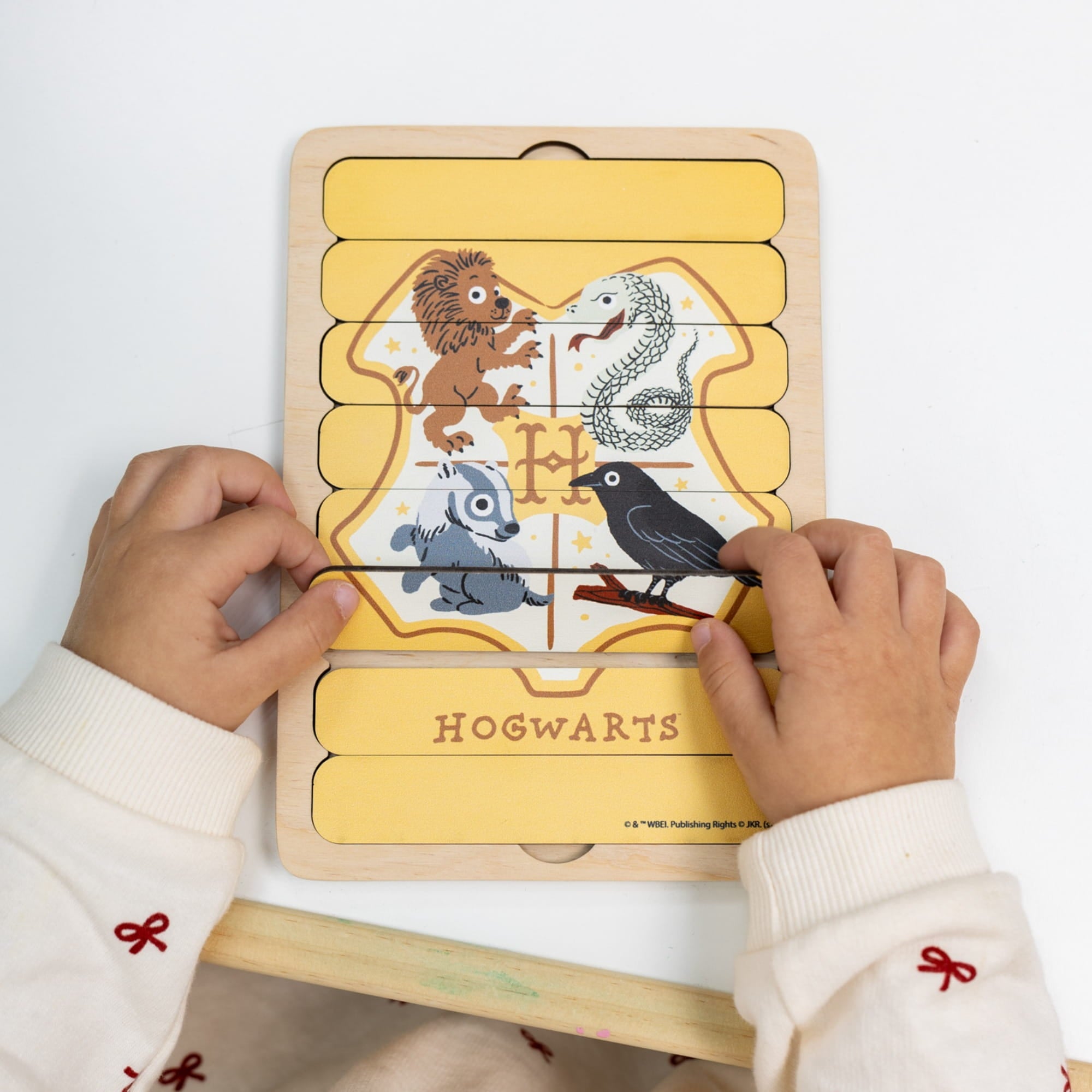 Montessori Wooden Puzzles Harry Potter - Hogwarts Crest