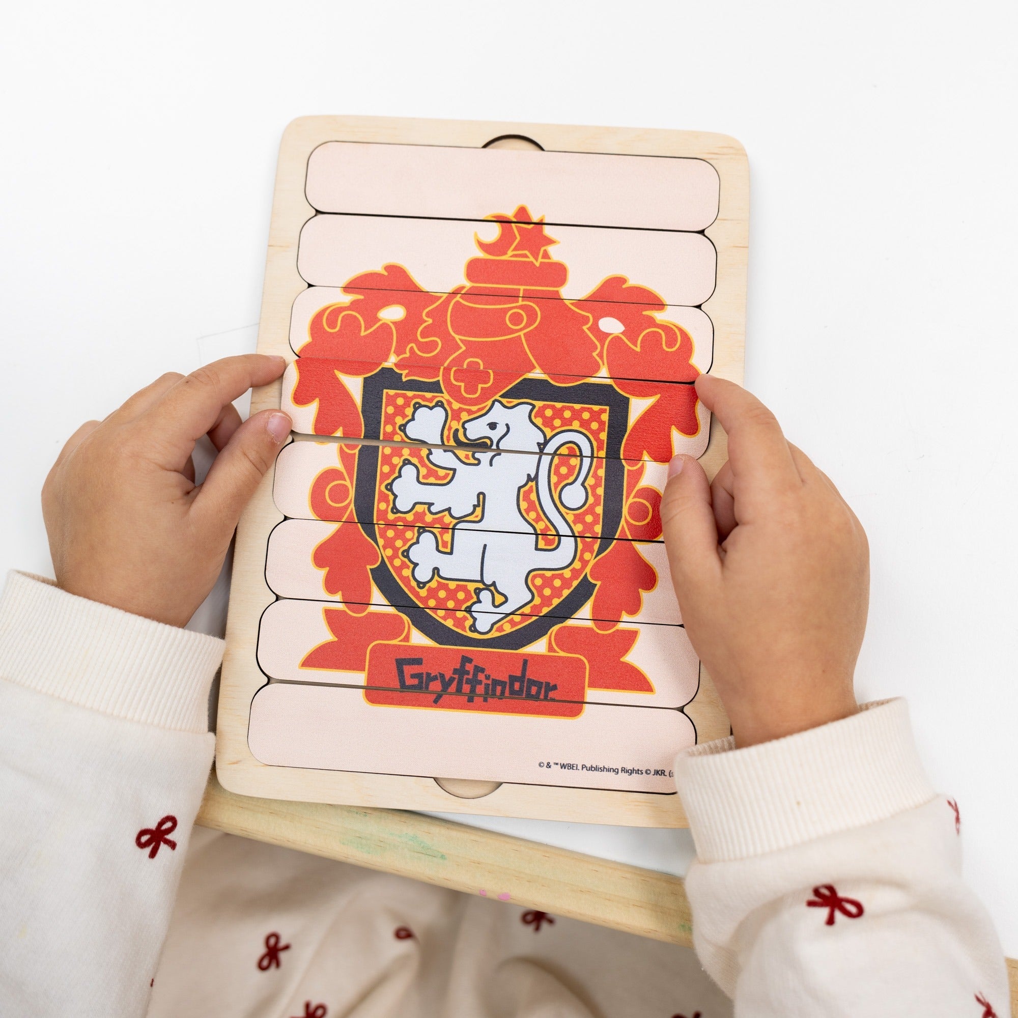 Montessori Wooden Puzzles Harry Potter - Gryffindor Crest - Woods Story