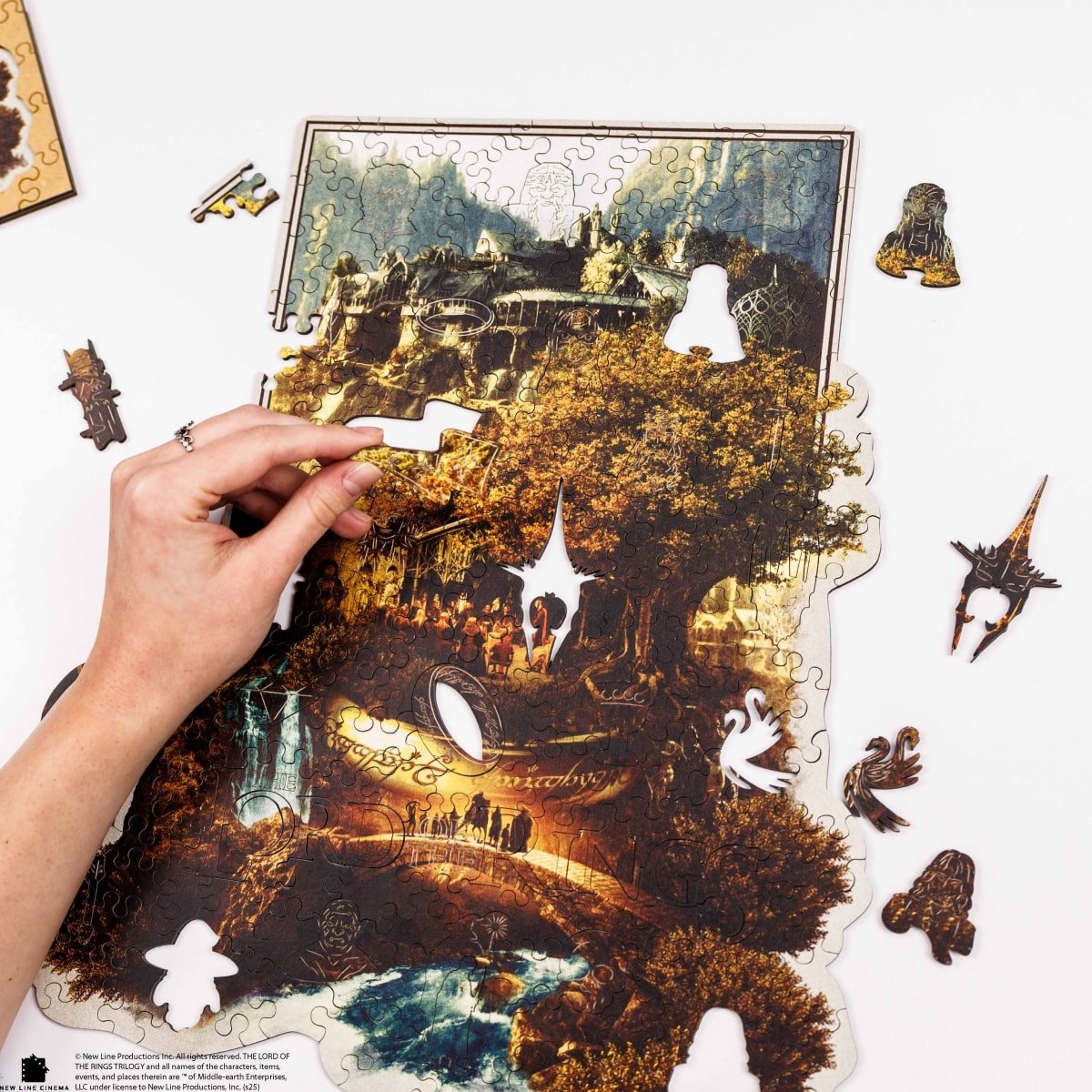 The Lord of the Rings™ Wooden Puzzle - The House of Elrond - Woods Story