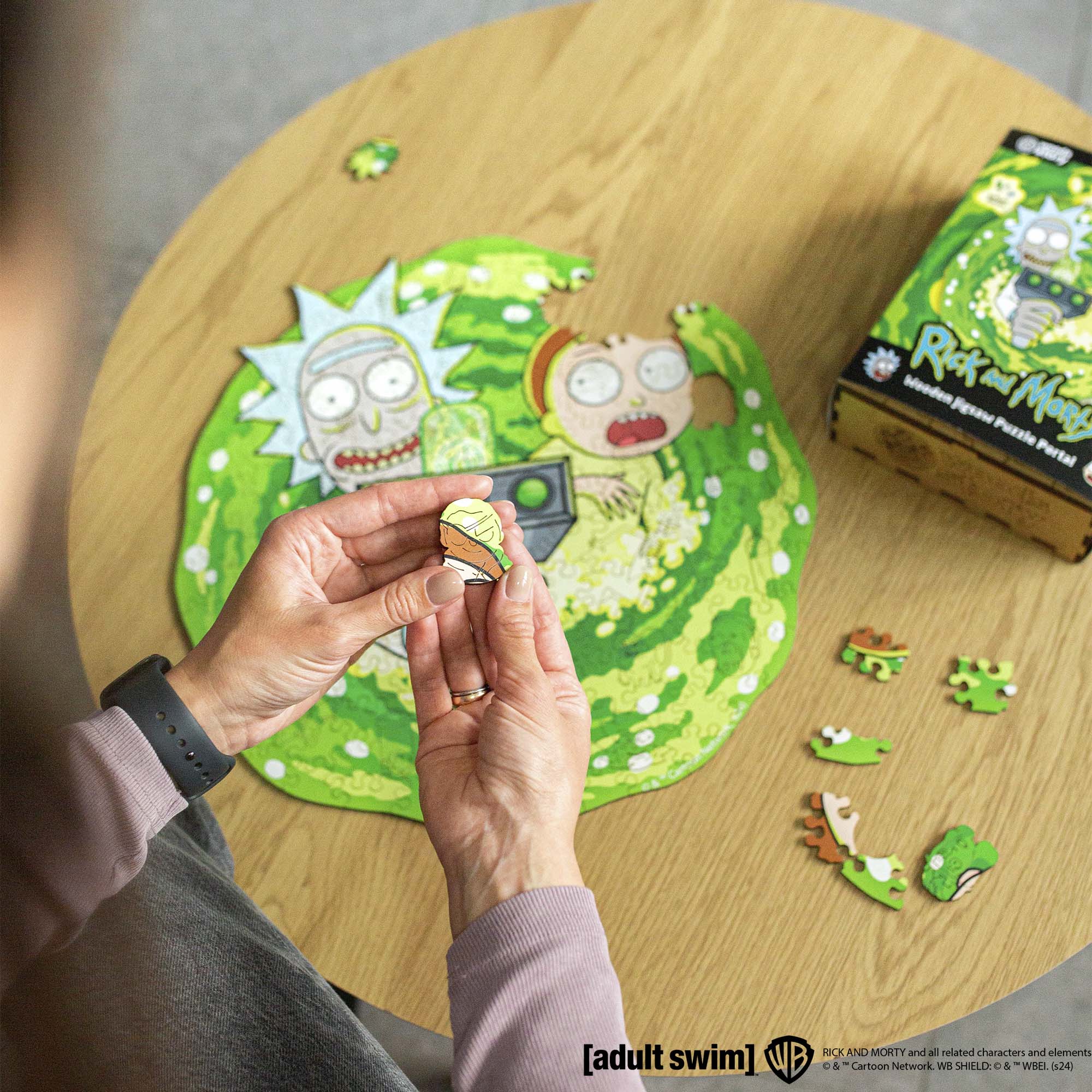 Wooden jigsaw maze puzzle Rick&Morty™ Portal - Woods Story