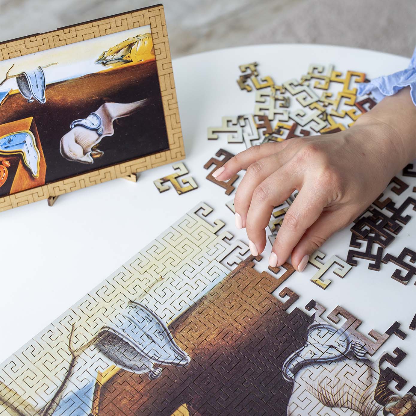 Wooden jigsaw maze puzzle The Persistence of Memory (Salvador Dali) - Woods Story