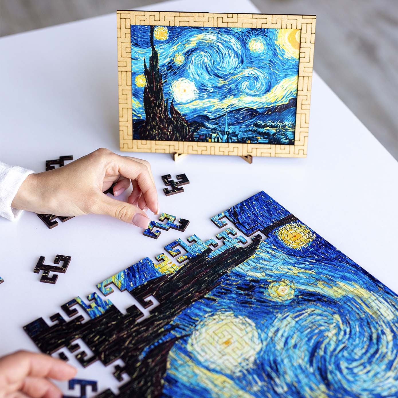 Wooden jigsaw maze puzzle The Starry Night (Vincent van Gogh) - Woods Story