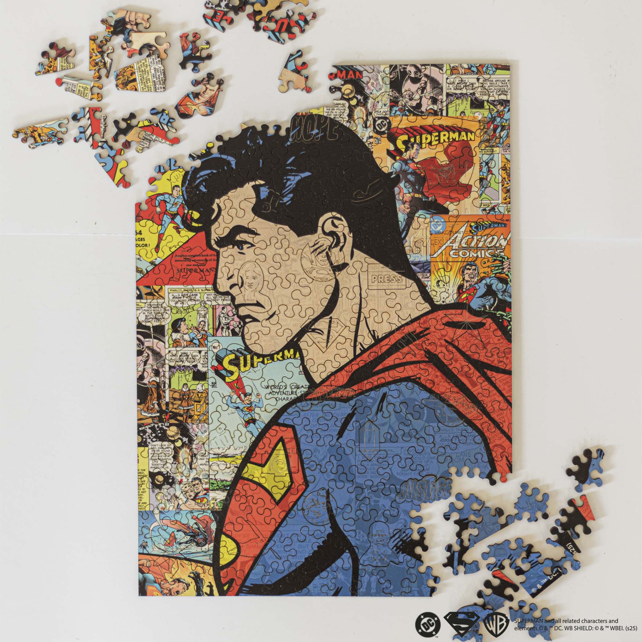 Wooden jigsaw puzzle DC Superman™ – Comic Icon - Woods Story