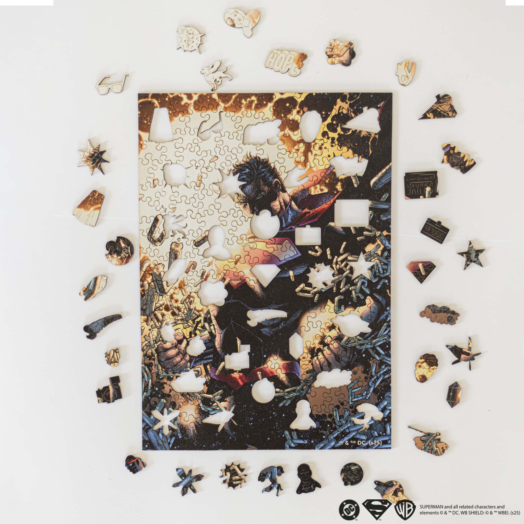 Wooden jigsaw puzzle DC Superman™ – Unbreakable Force - Woods Story