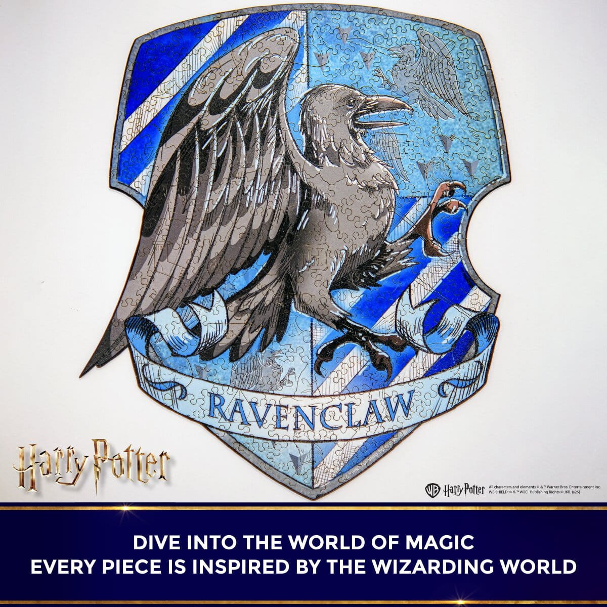Wooden jigsaw puzzle Harry Potter Ravenclaw™ Crest - Woods Story