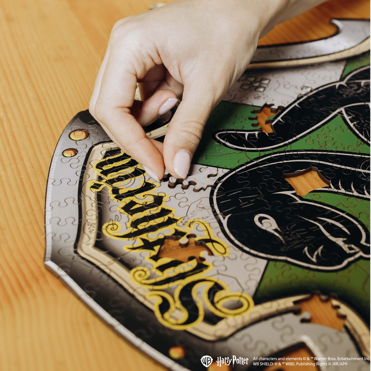 Wooden jigsaw puzzle Harry Potter Slytherin™ - Woods Story