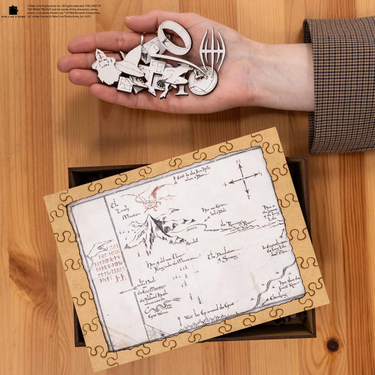 Wooden Shaped Puzzle The Hobbit™ - Map to the Lonely Mountain - Woods Story